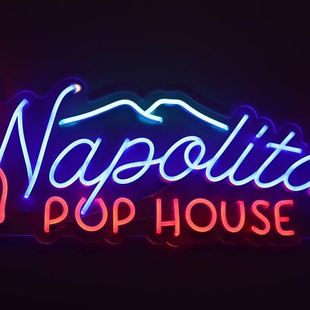 Napolitan Pop House Bed & Breakfast Exterior photo